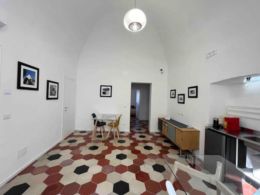 Palazzo Lamantea Boutique Rooms 比谢列 外观 照片